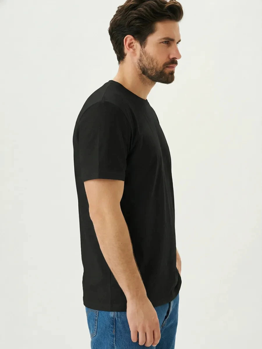 Men's Anime Patterned T-shirt for Casual Summer Wear